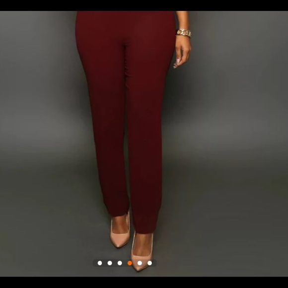 NWOT Deep Red Batwinged Romper/Jumpsuit - Picture 3 of 3